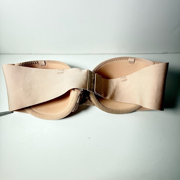 Victoria's Secret Nude Strapless Bra - Picture 3 of 5